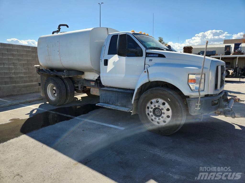 Ford F 650 Polewaczki