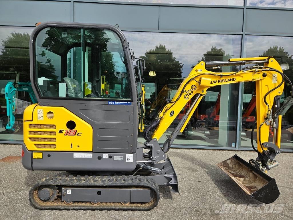 New Holland e18c Minikoparki