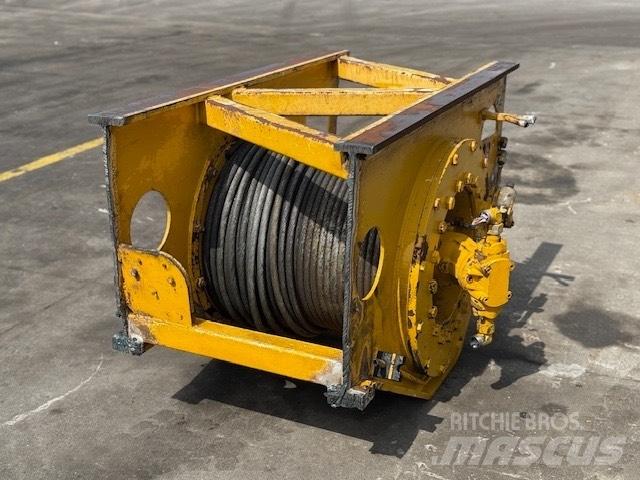 Bauer USED WINCH Sprzęt wiertniczy części zamienne i akcesoria