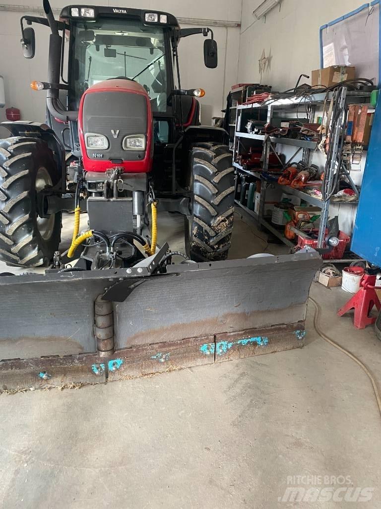 Valtra N 101 Ciągniki rolnicze