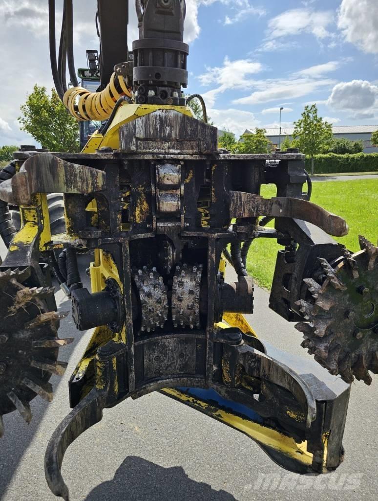John Deere 1270 D Harwestery