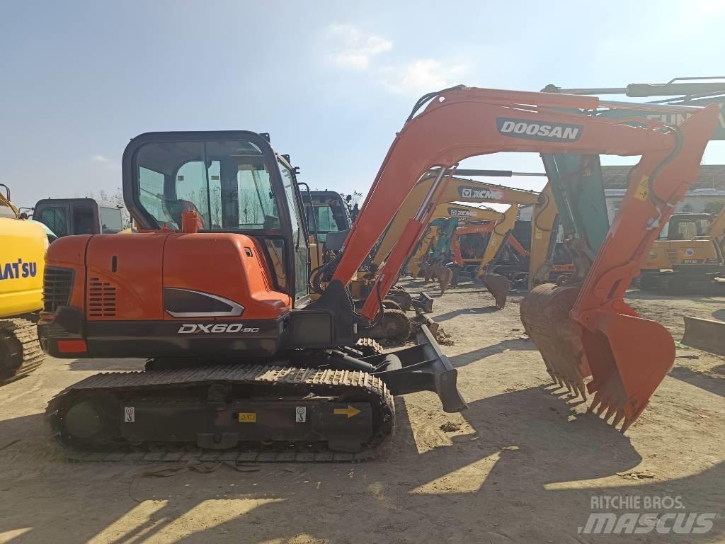 Doosan DX60-9C Koparki gąsienicowe