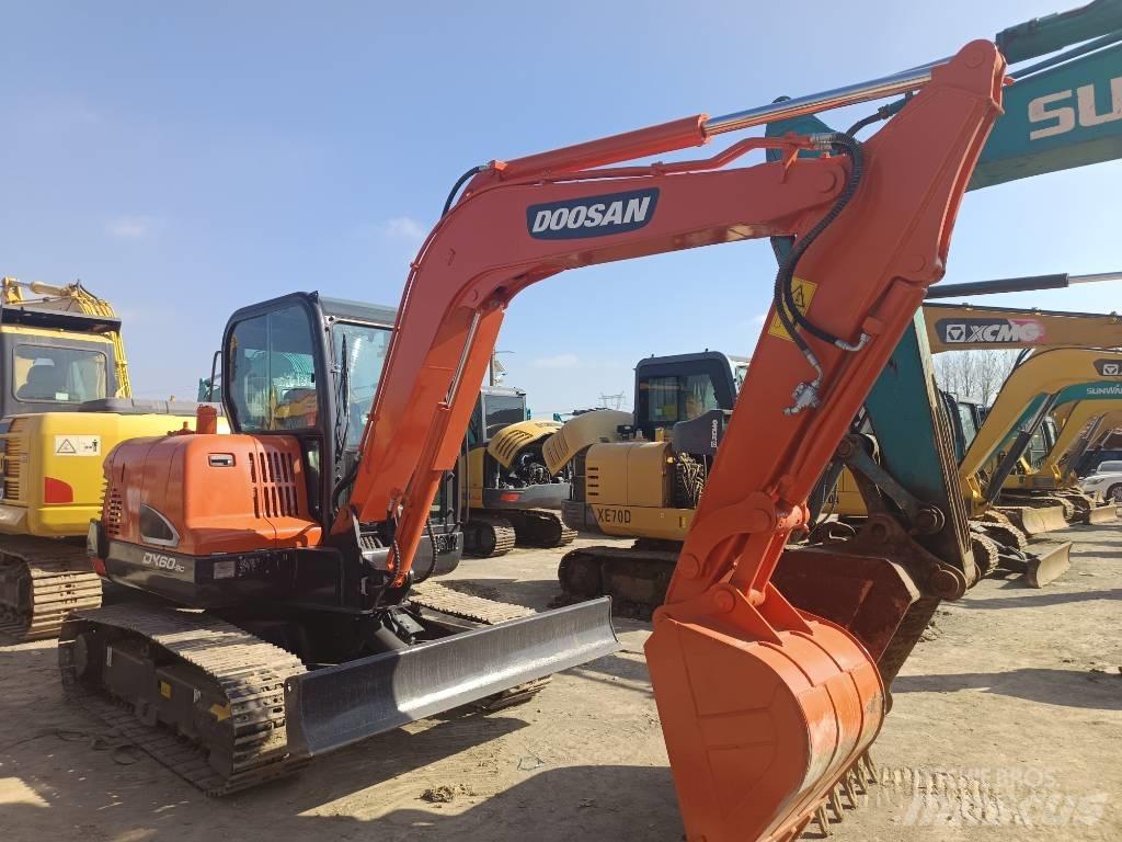 Doosan DX60-9C Koparki gąsienicowe