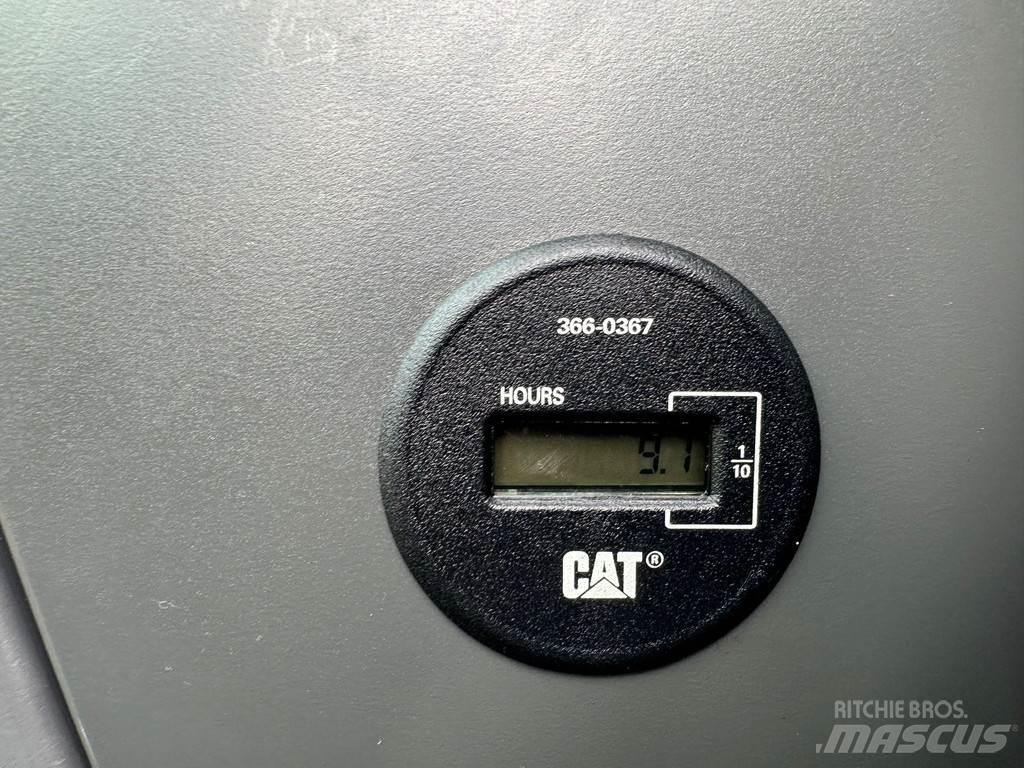 CAT 320D2 Koparki gąsienicowe