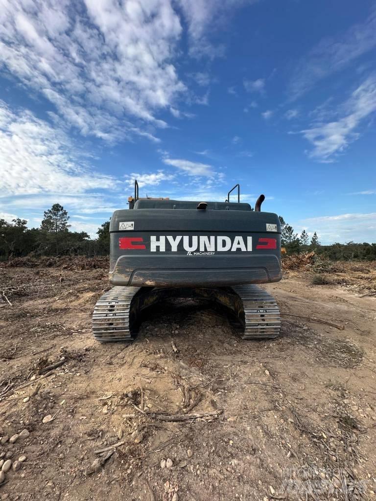 Hyundai HX 260 L Koparki gąsienicowe