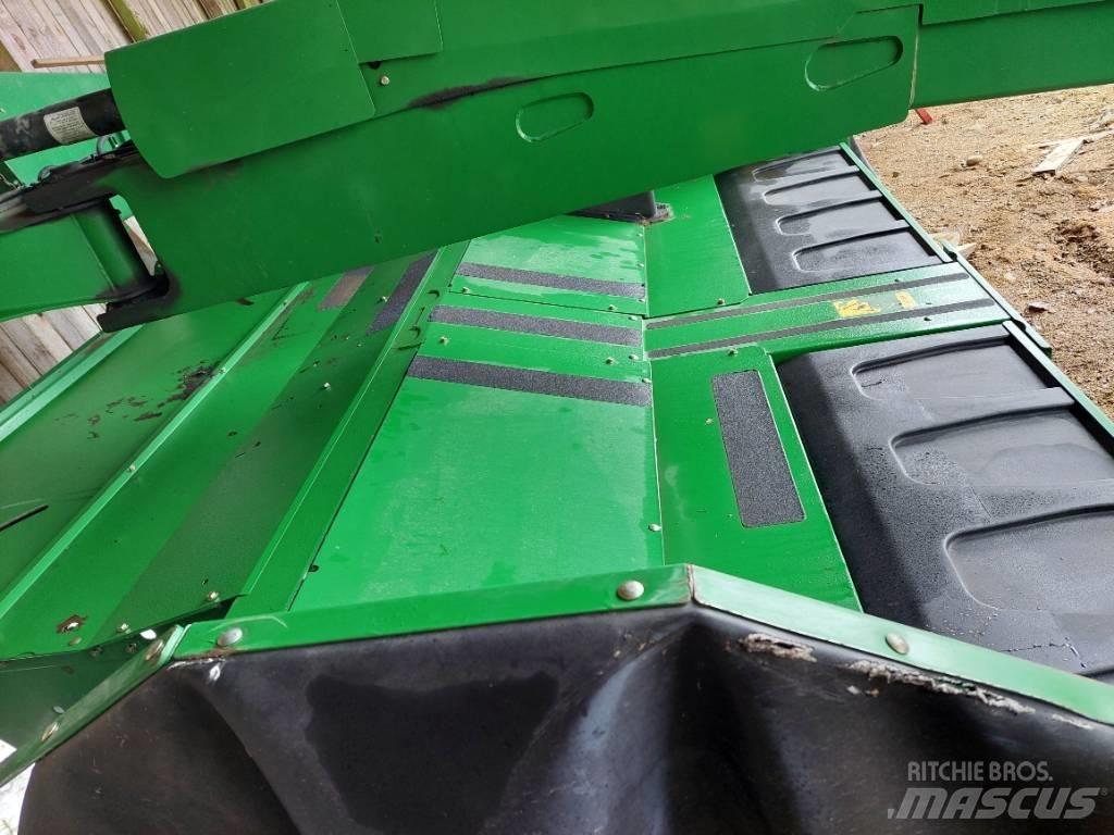 John Deere 730 Kosiarki ze wstępną obróbka paszy
