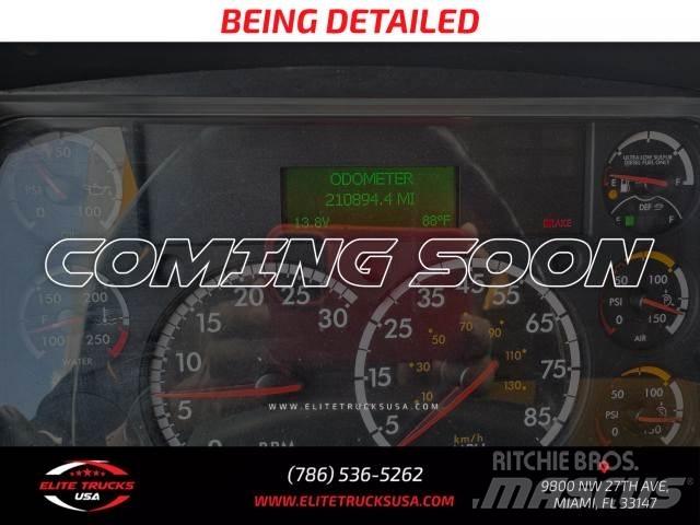 Freightliner M106 Inne