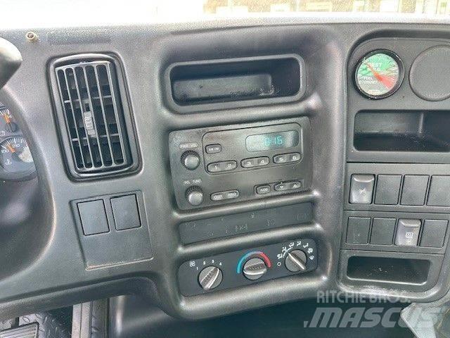 GMC 5500 Ciężarówki typu Platforma / Skrzynia