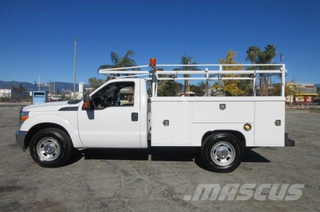 Ford F250 Samochody ratownicze pomocy drogowej