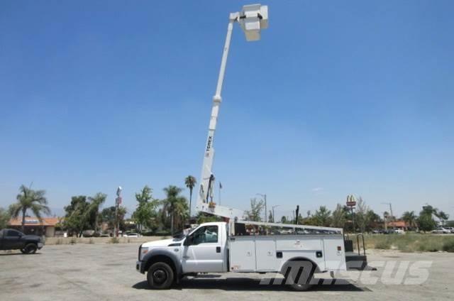 Ford F450 Samochody ratownicze pomocy drogowej