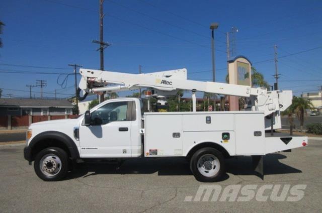 Ford F550 Samochody ratownicze pomocy drogowej