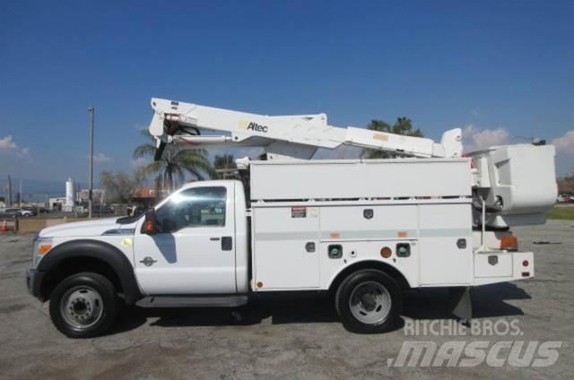 Ford F550 Podnośniki koszowe