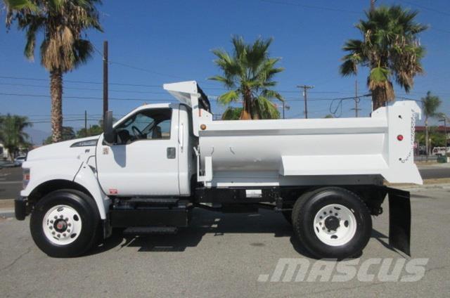 Ford F750 Samochody ratownicze pomocy drogowej