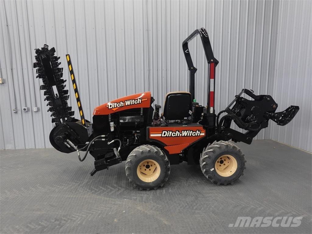 Ditch Witch 420SX Koparki łańcuchowe