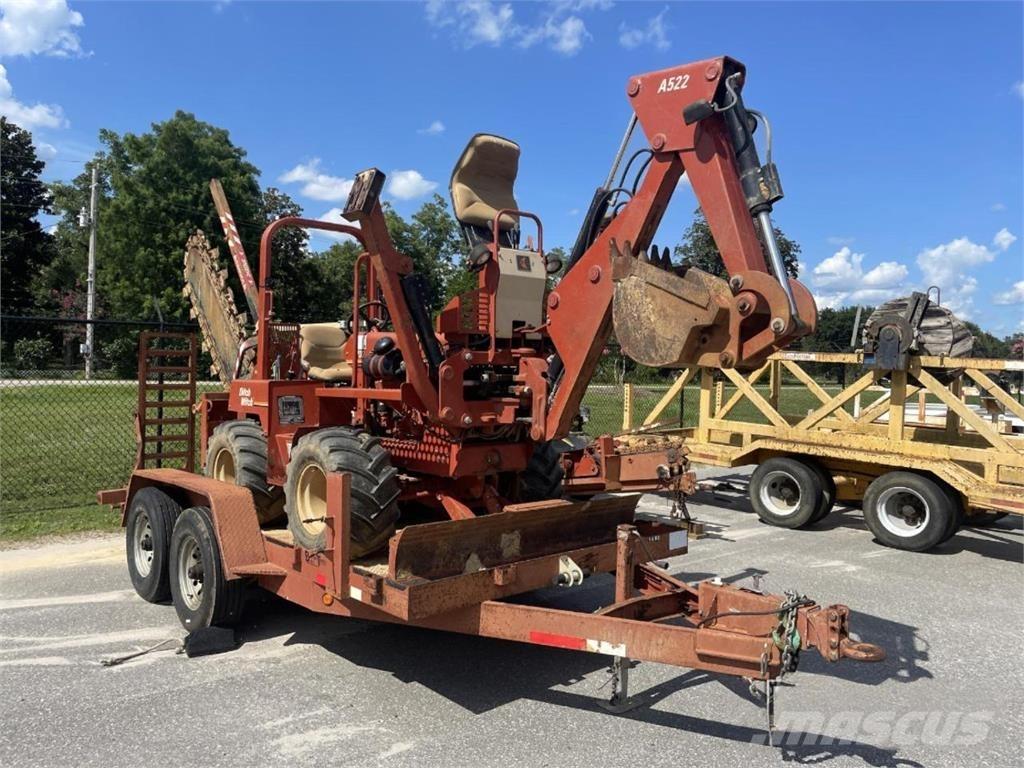 Ditch Witch 5700 Koparki łańcuchowe
