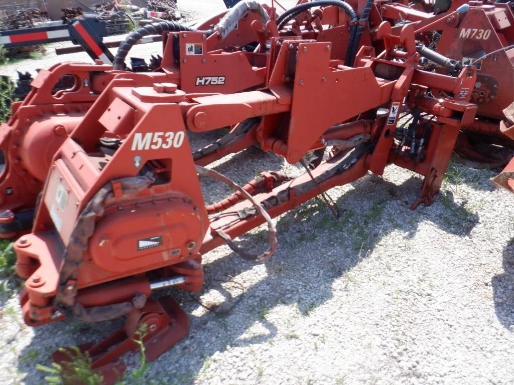 Ditch Witch M530 Pługi