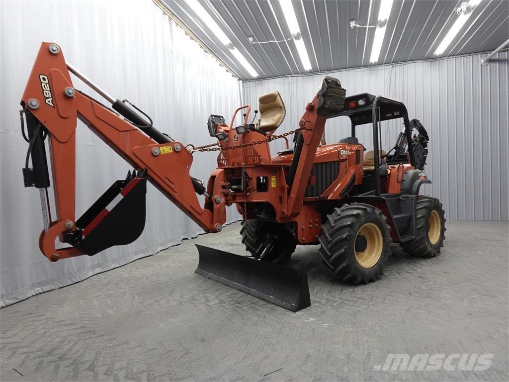 Ditch Witch RT100 Koparki łańcuchowe