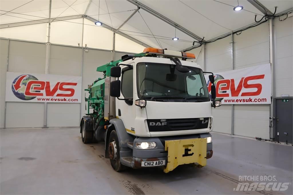 DAF LF 55.250 GULLY SUCKER Maszyny budowlane - Inne