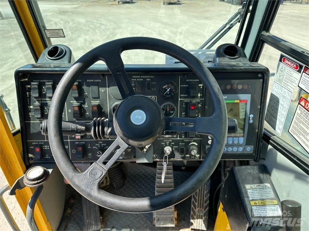 Grove 750E Żurawie terenowe