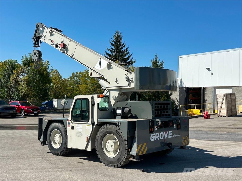 Grove YB5515-2 Żurawie terenowe
