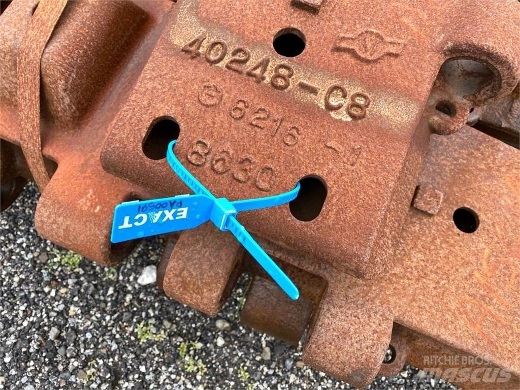 Manitowoc  Gąsienice, łańcuchy i podwozia