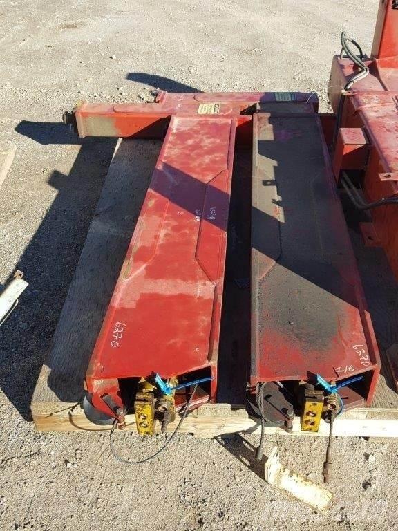 Terex  Części do dźwigów oraz wyposażenie