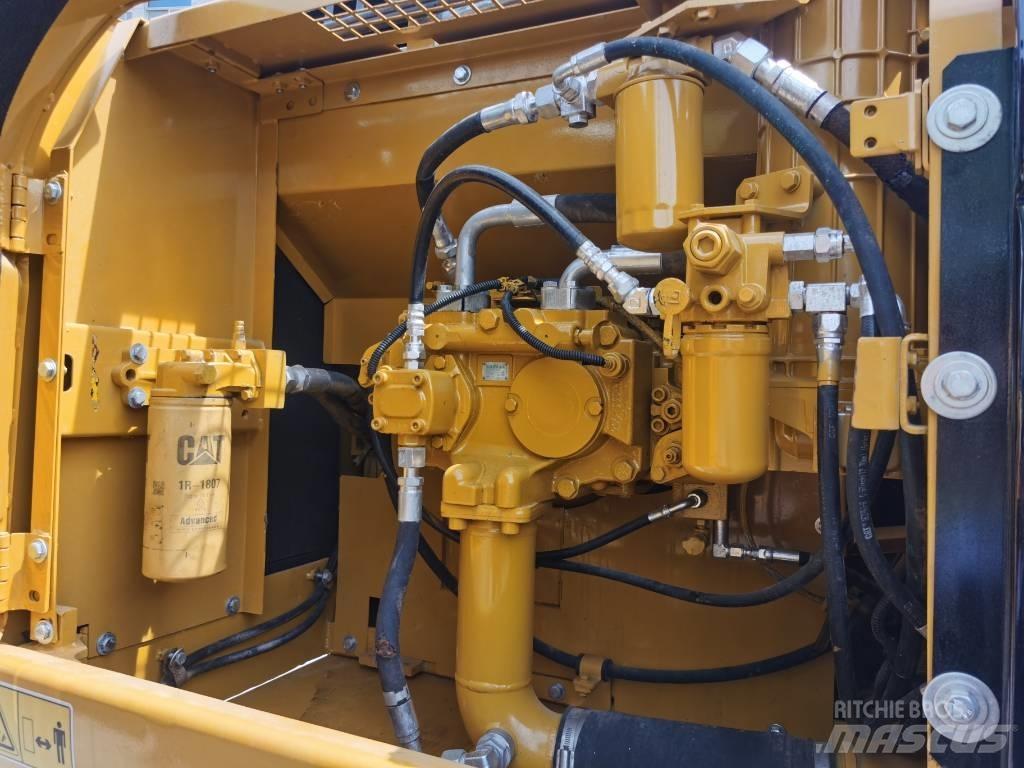 CAT 325 D Koparki gąsienicowe