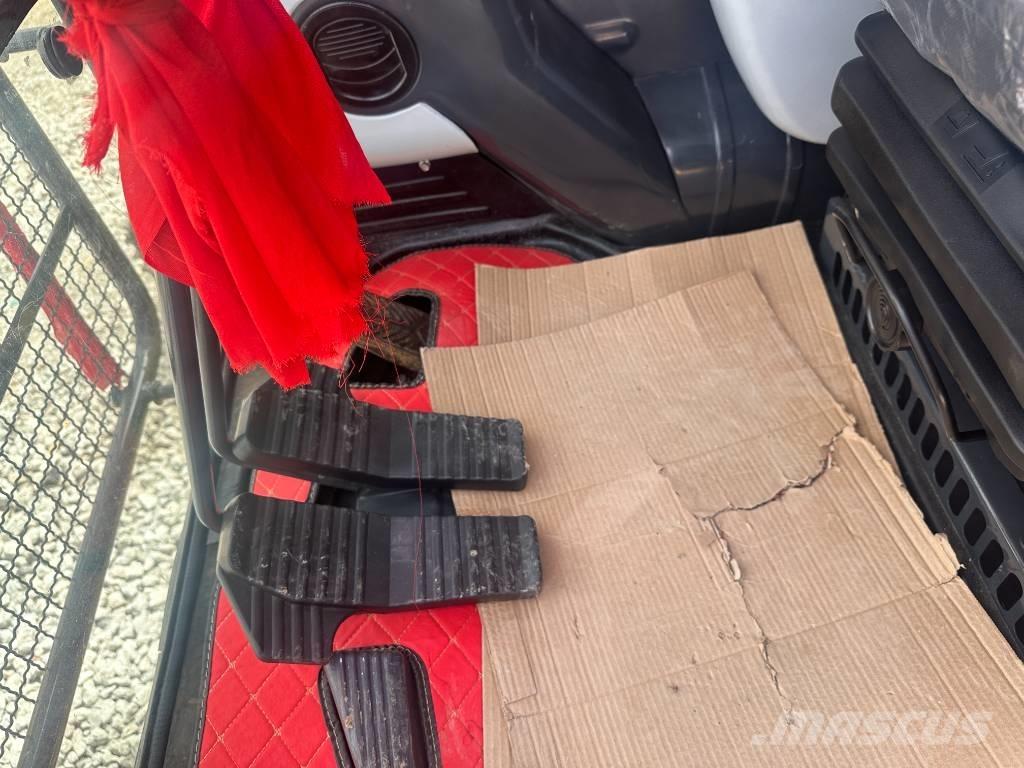 Komatsu PC 240 Koparki gąsienicowe