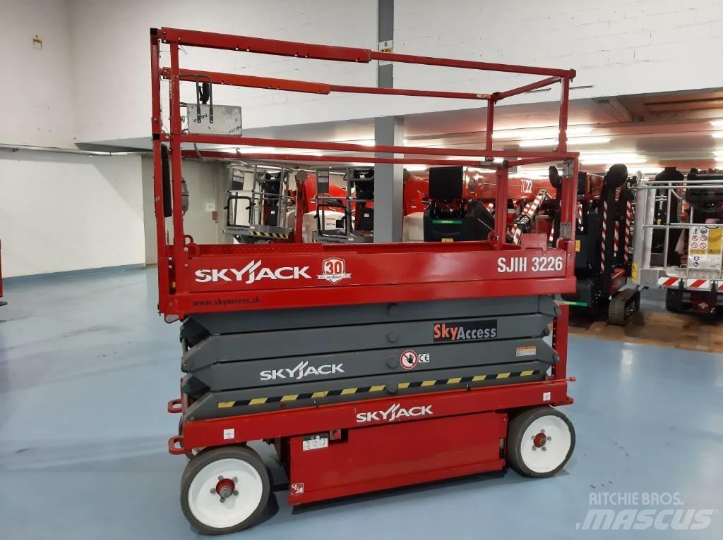 SkyJack SJIII 3226 Podnośniki nożycowe