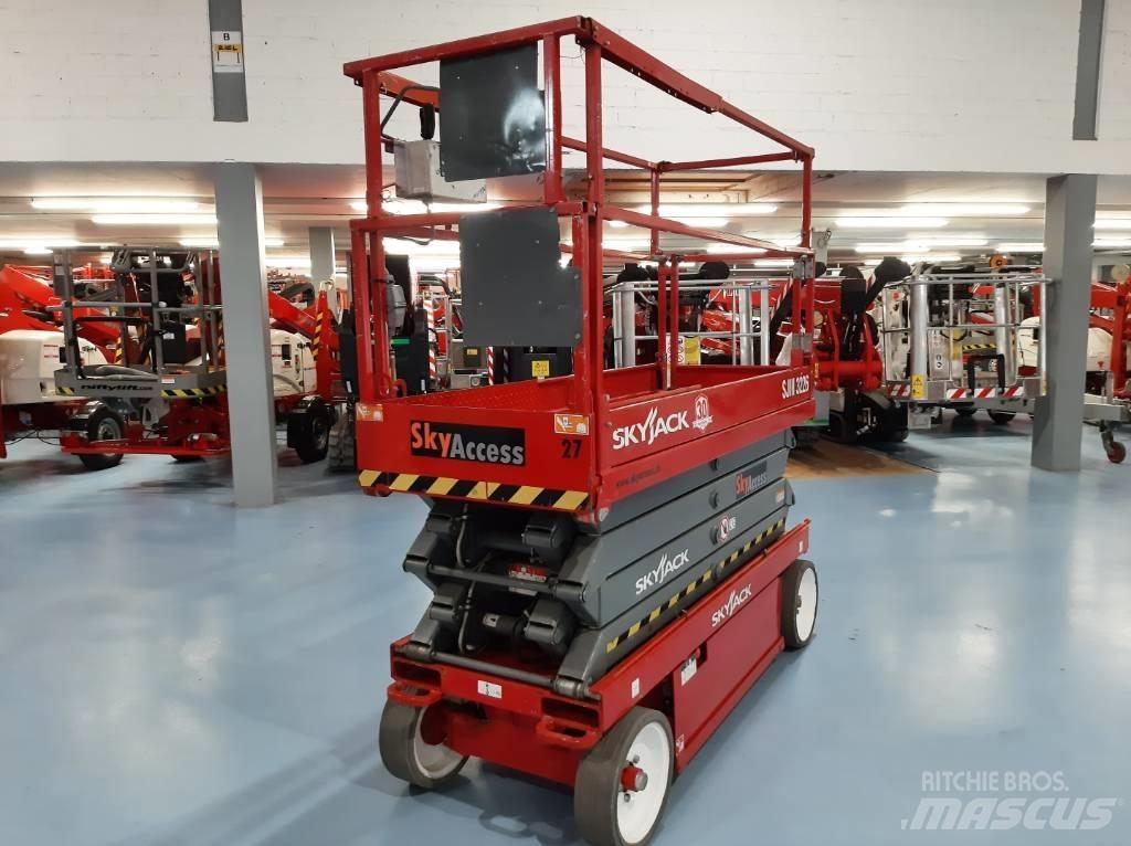 SkyJack SJIII 3226 Podnośniki nożycowe