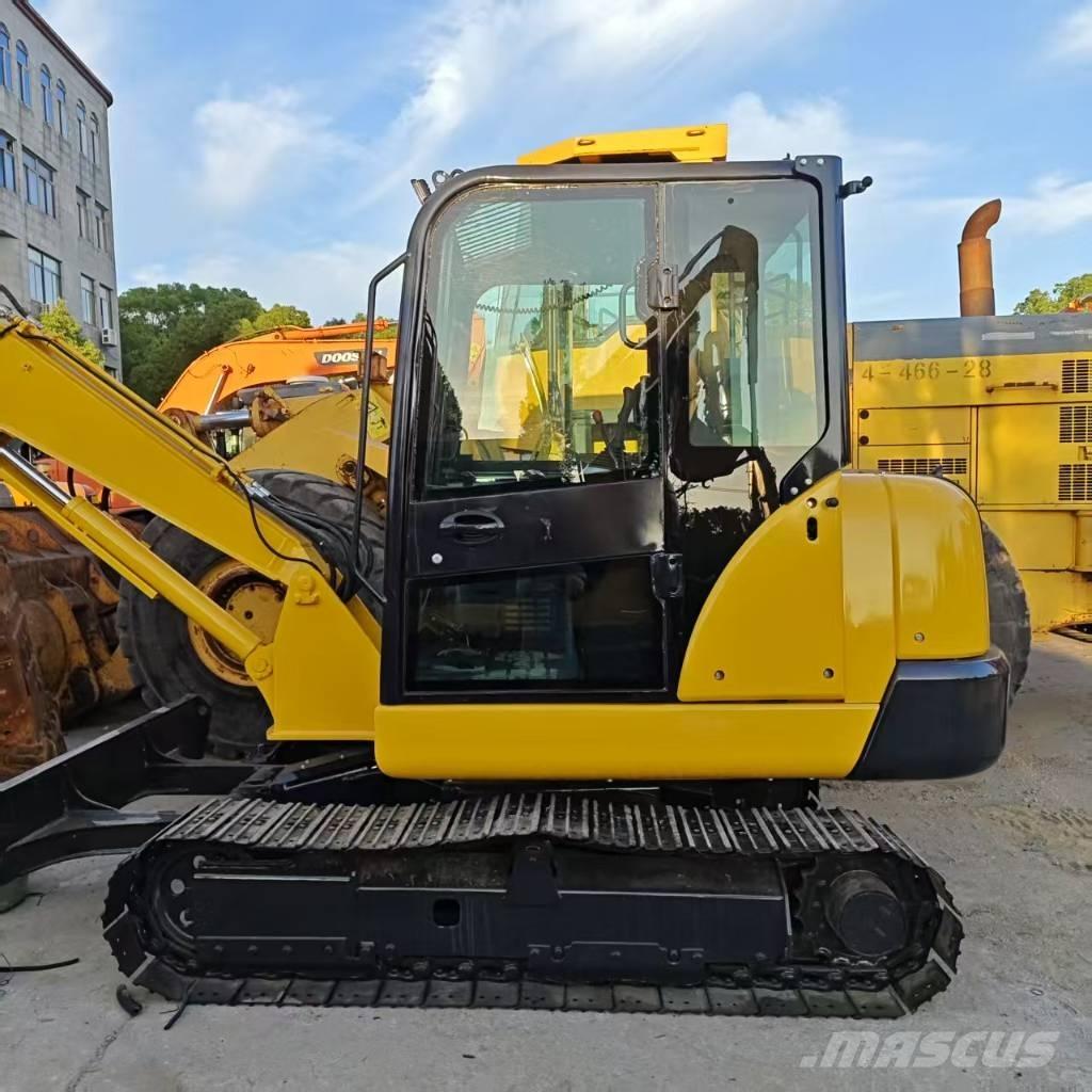 Komatsu PC 56 Minikoparki