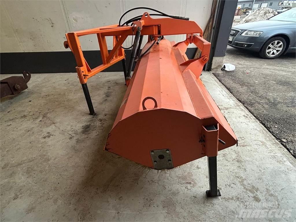 FMG avoharja AH240 Szczotki