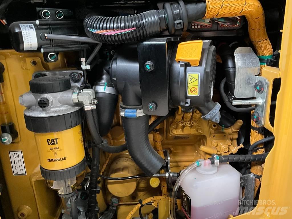 CAT 301.8 UNUSED Minikoparki
