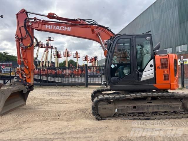 Hitachi ZX 135 US-6 Koparki gąsienicowe