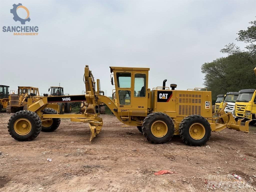 CAT 140 G Równiarki