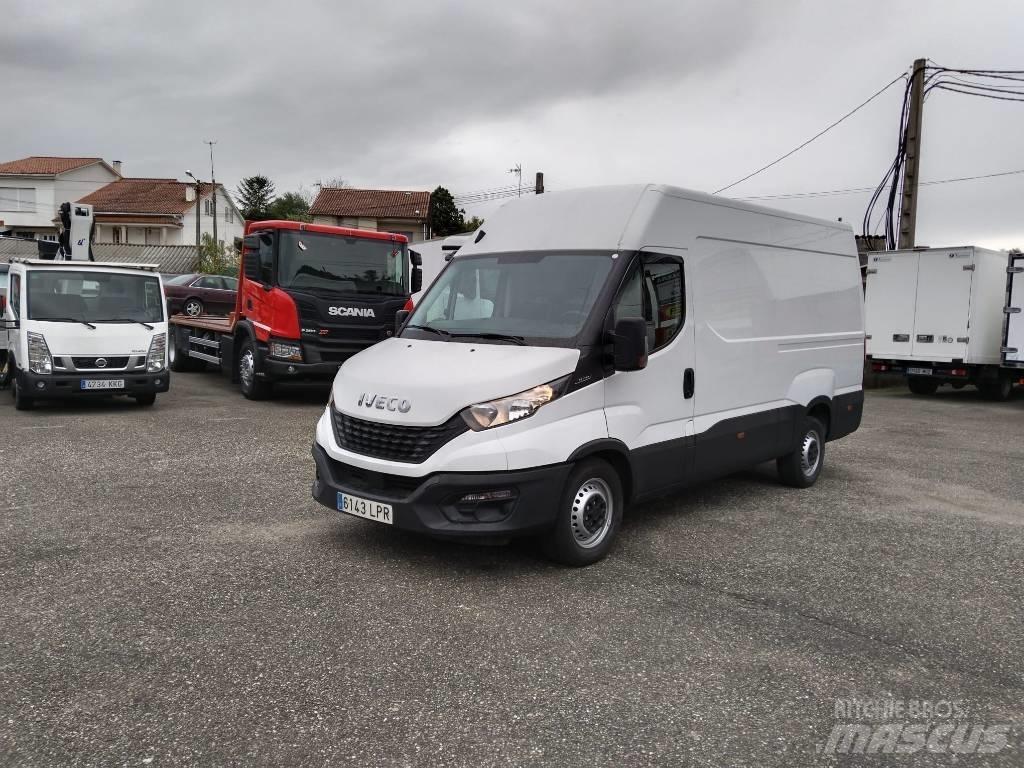 Iveco DAILY 35S16 Samochody dostawcze ze skrzynią zamkniętą