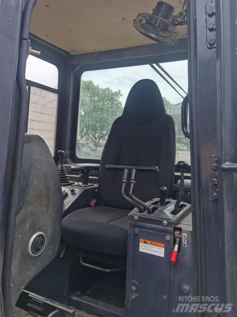 Shantui SD 22 Spycharki gąsienicowe