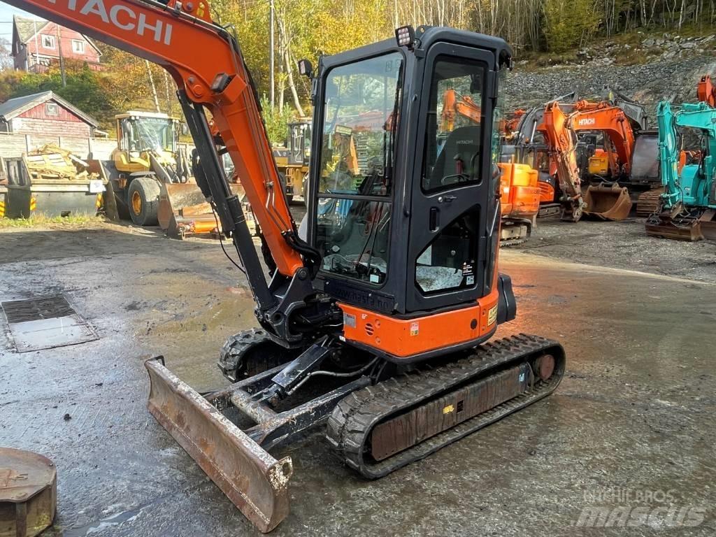 Hitachi ZX 38 U-5 A Minikoparki