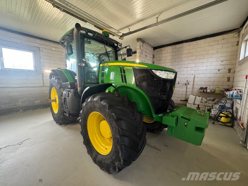John Deere 7230 R Ciągniki rolnicze