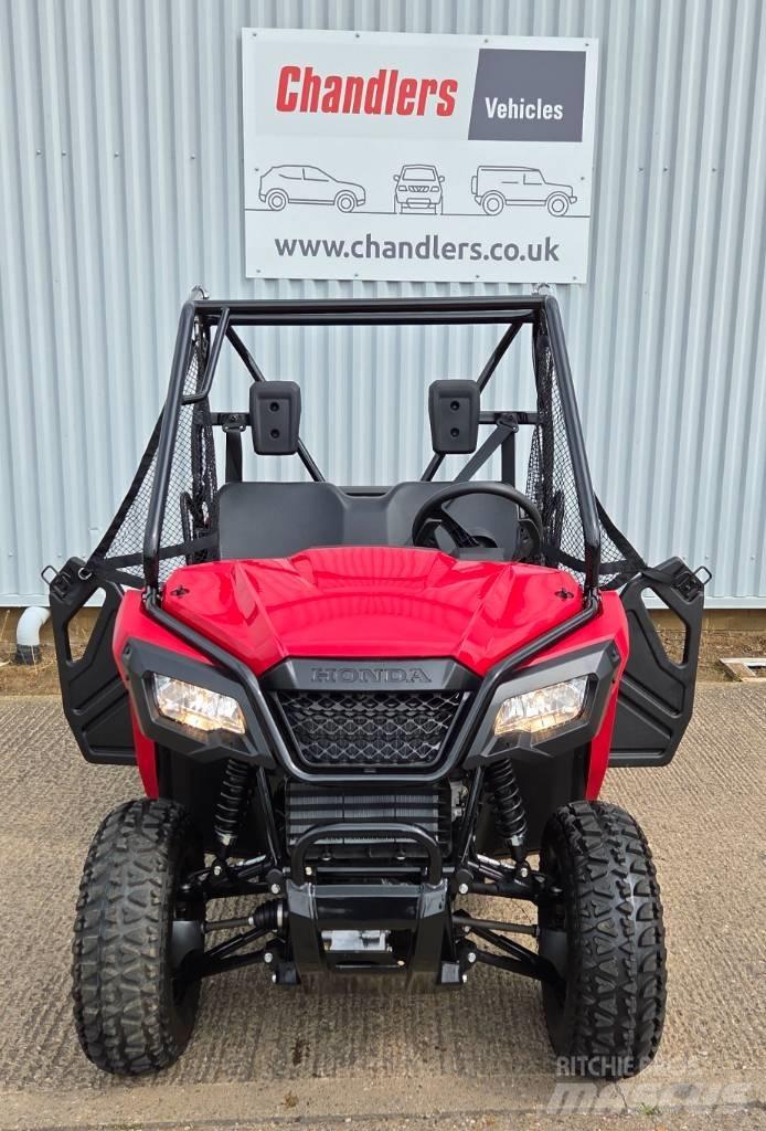 Honda Pioneer Terenowe pojazdy użytkowe