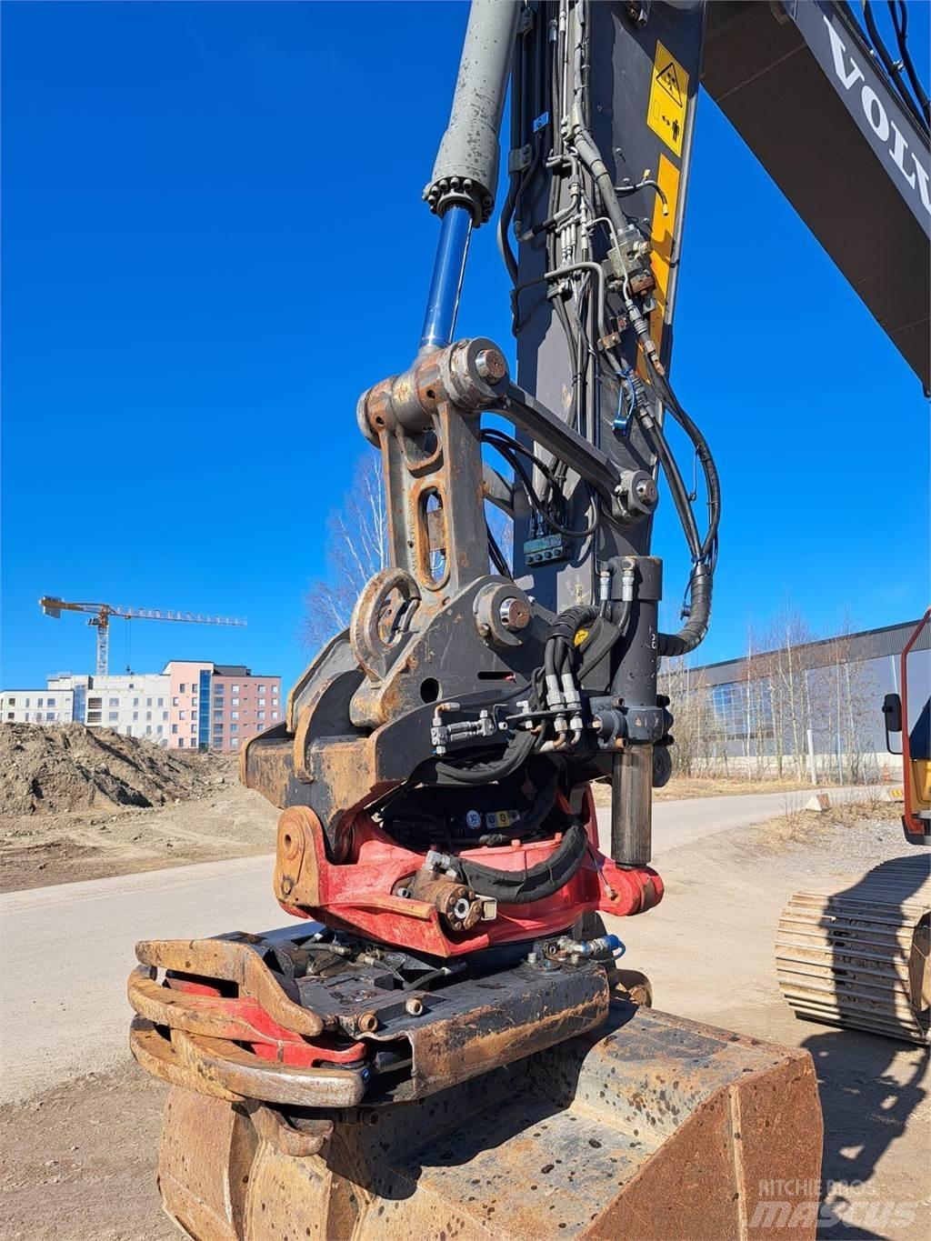 Volvo EC220EL Koparki gąsienicowe
