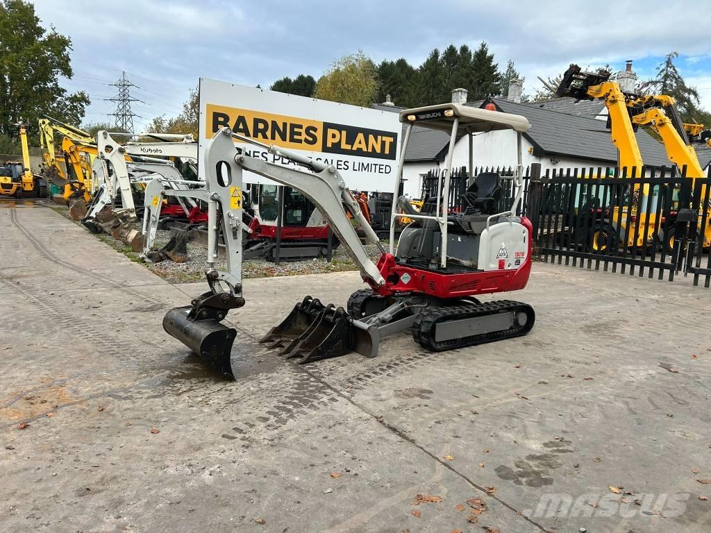 Takeuchi TB 216 Minikoparki