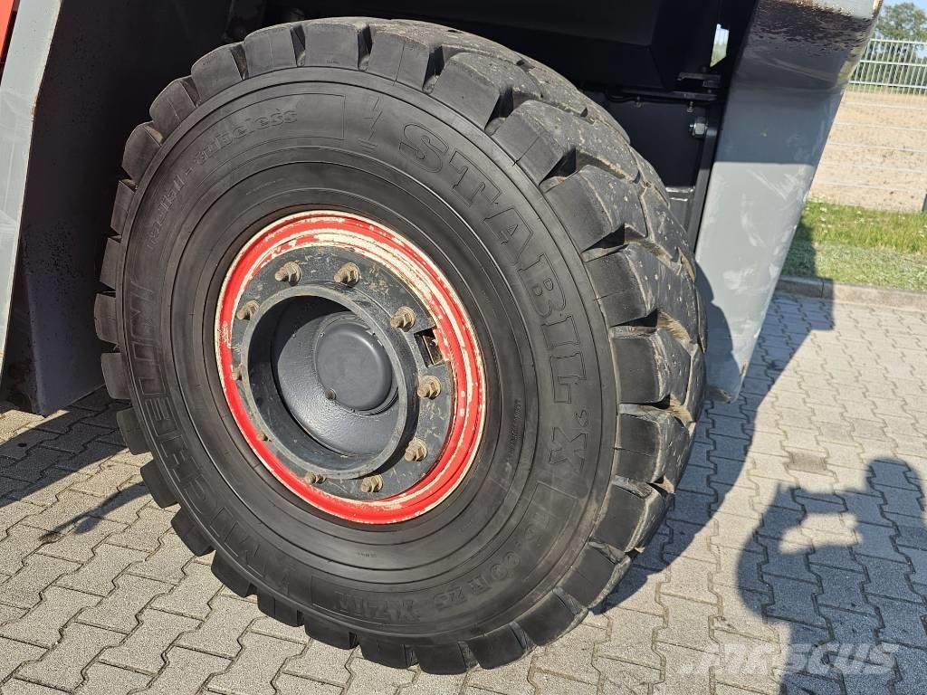 Kalmar RTD 12 Kuro Żurawie leśne