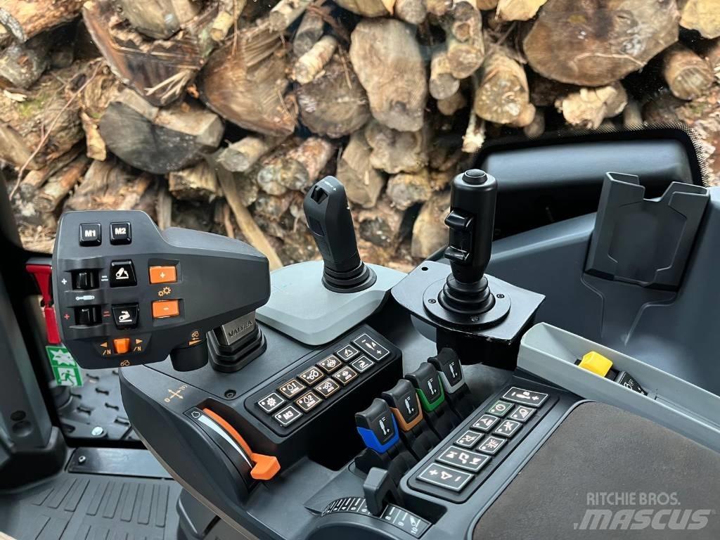 Valtra T 255 Versu Ciągniki rolnicze