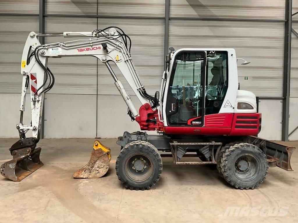 Takeuchi TB 295 W Koparki kołowe