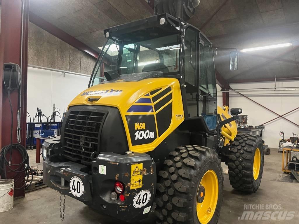 Komatsu WA100-8 Miniładowarki