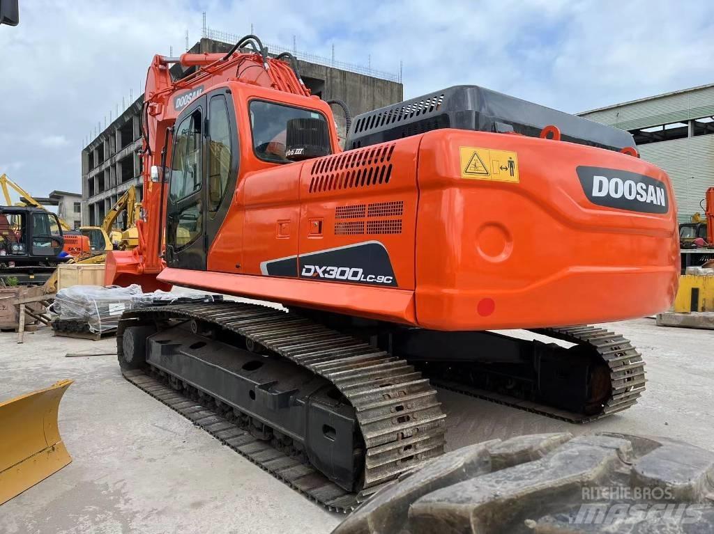 Doosan DX 300 Koparki gąsienicowe