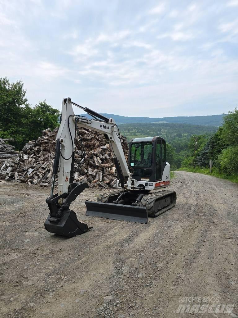Bobcat 341 G Minikoparki