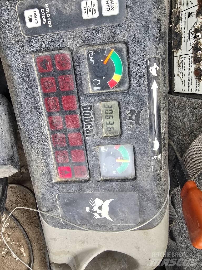 Bobcat 341 G Minikoparki