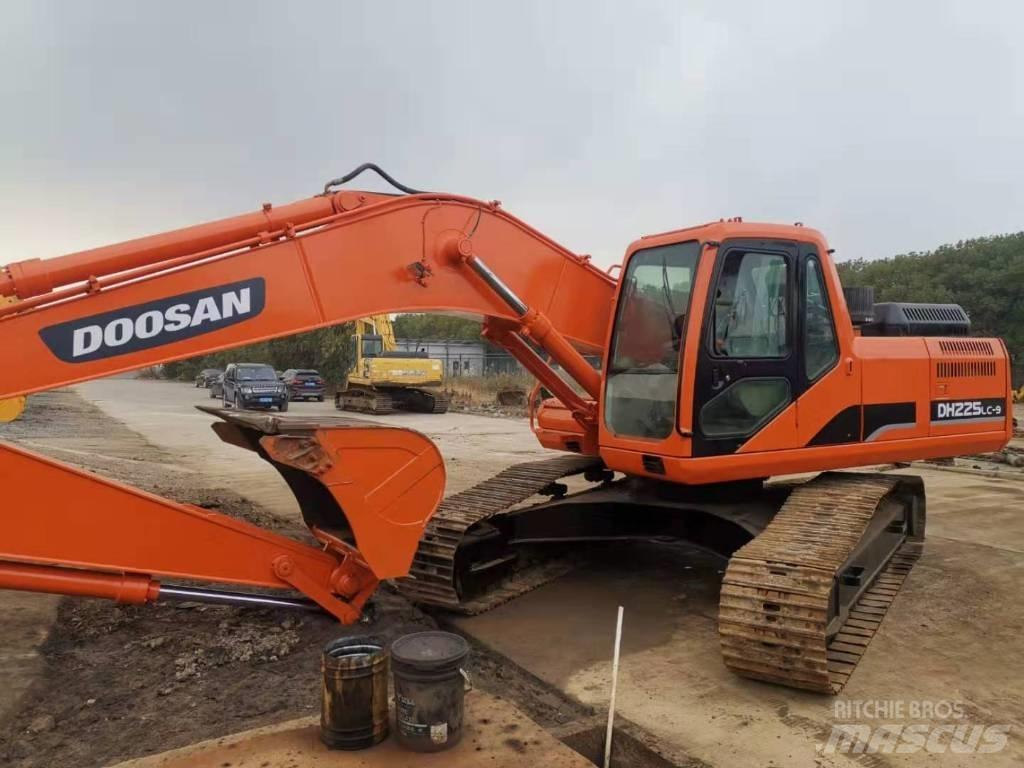 Doosan DH225LC-9 Koparki gąsienicowe